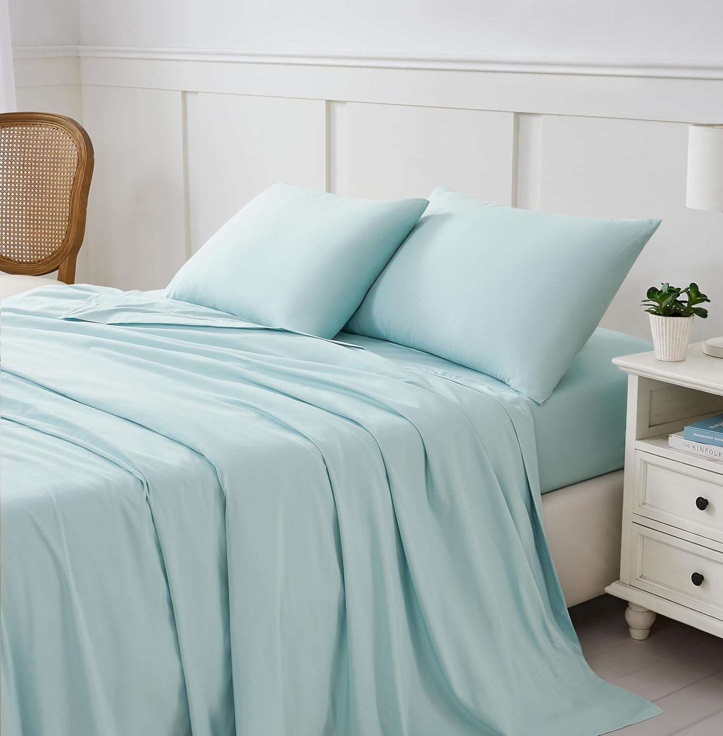 4-Piece Queen Sheet Set – Ultra-Soft, Durable, and Perfect Fit
